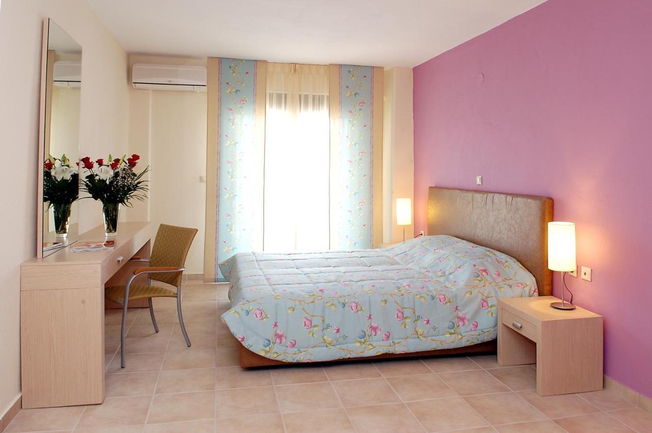 Hotel Ammos Polychrono Bagian luar foto