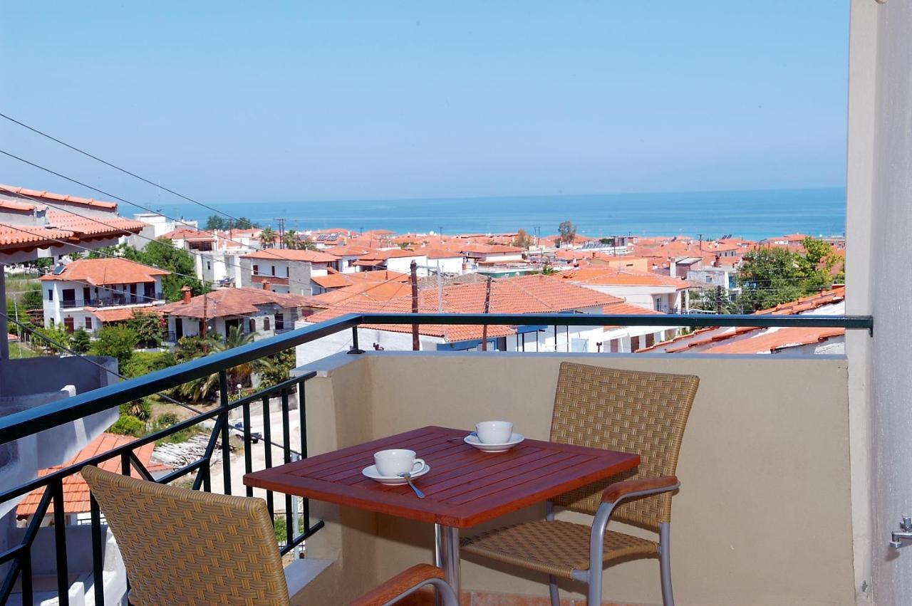 Hotel Ammos Polychrono Bagian luar foto